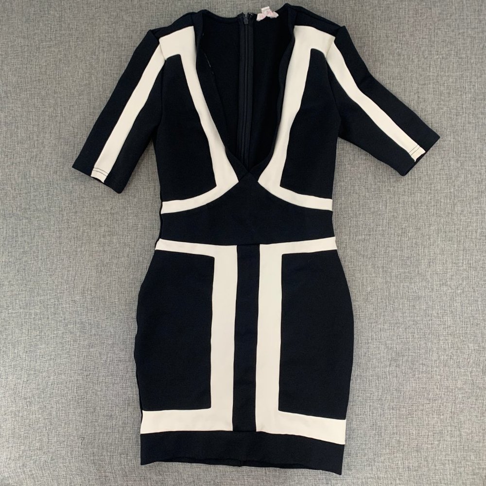 A'gaci Colorblock‎ Bodycon Sexy Dress Cream & Black Color Small Low V-Neckline